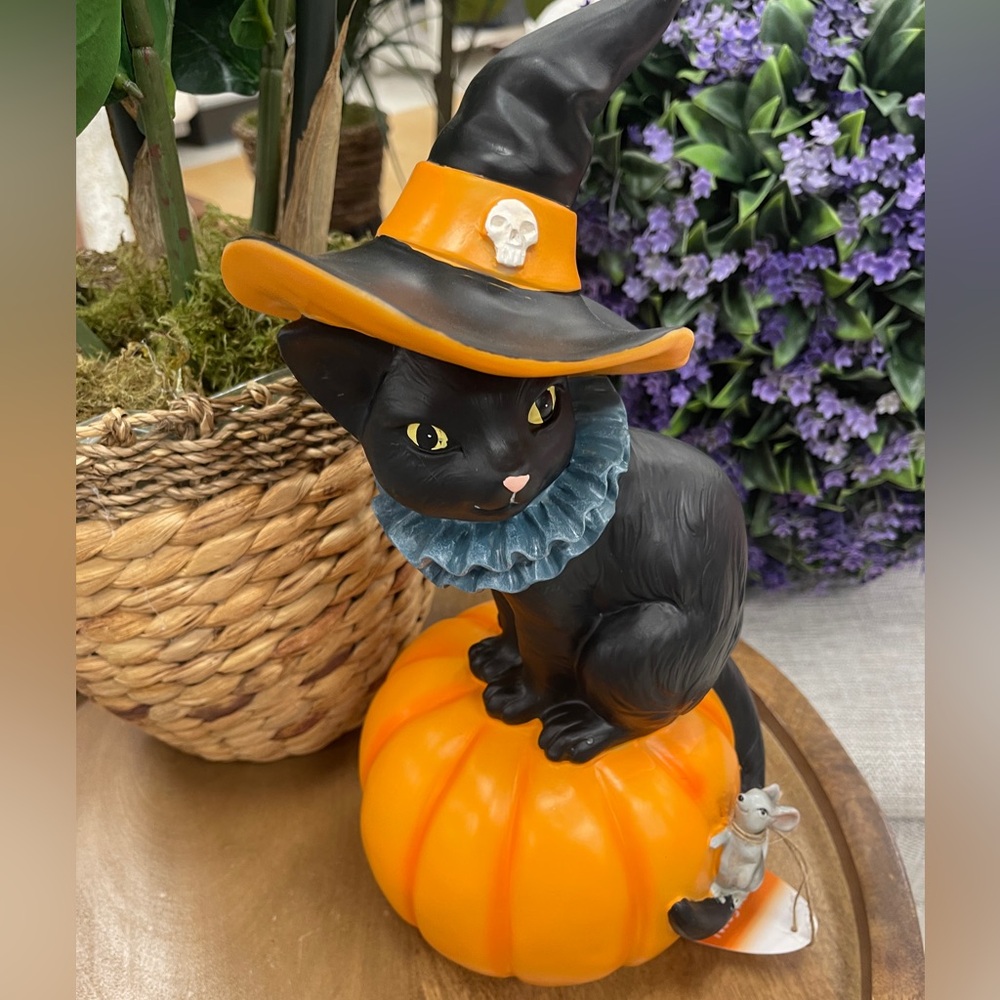 Halloween Black Cat Witch On Pumpkin with Mouse NWT Resin